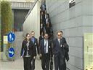 المفاوضات الأولية بين وفدي المعارضة والنظام