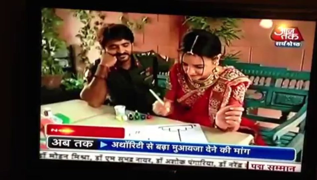 Sanaya Irani in SBB Showing her art skills
