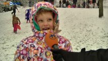 Sneeuw zorgt voor vertier in Stad - RTV Noord