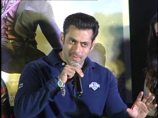 salman khan reaction on injury of shahrukh khan