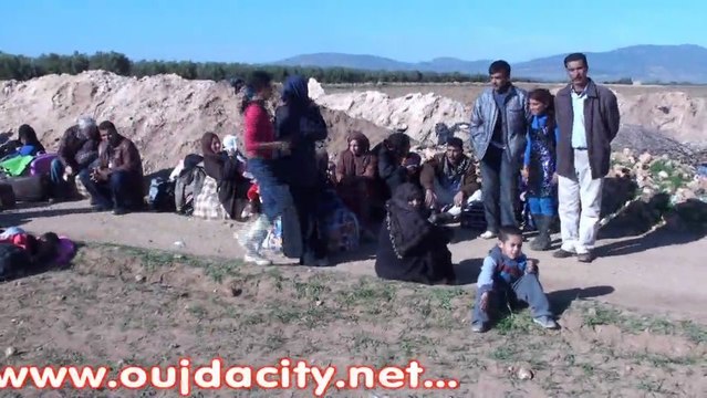 وجدة : ماساة المهاجرين السوريين المرحلين من السلطات الجزائرية الى الحدود المغربية