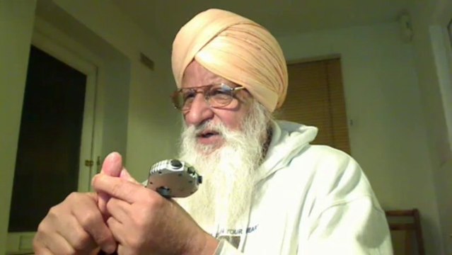 71Luk 19v28-44:- Jesus enters Jerusalem and predicts that it will be besieged and