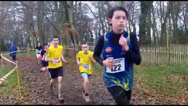 Championnats de Bretagne de Cross 2014 RENNES MINIMES GARCONS avec MARIO ET SON PETIT VÉLO