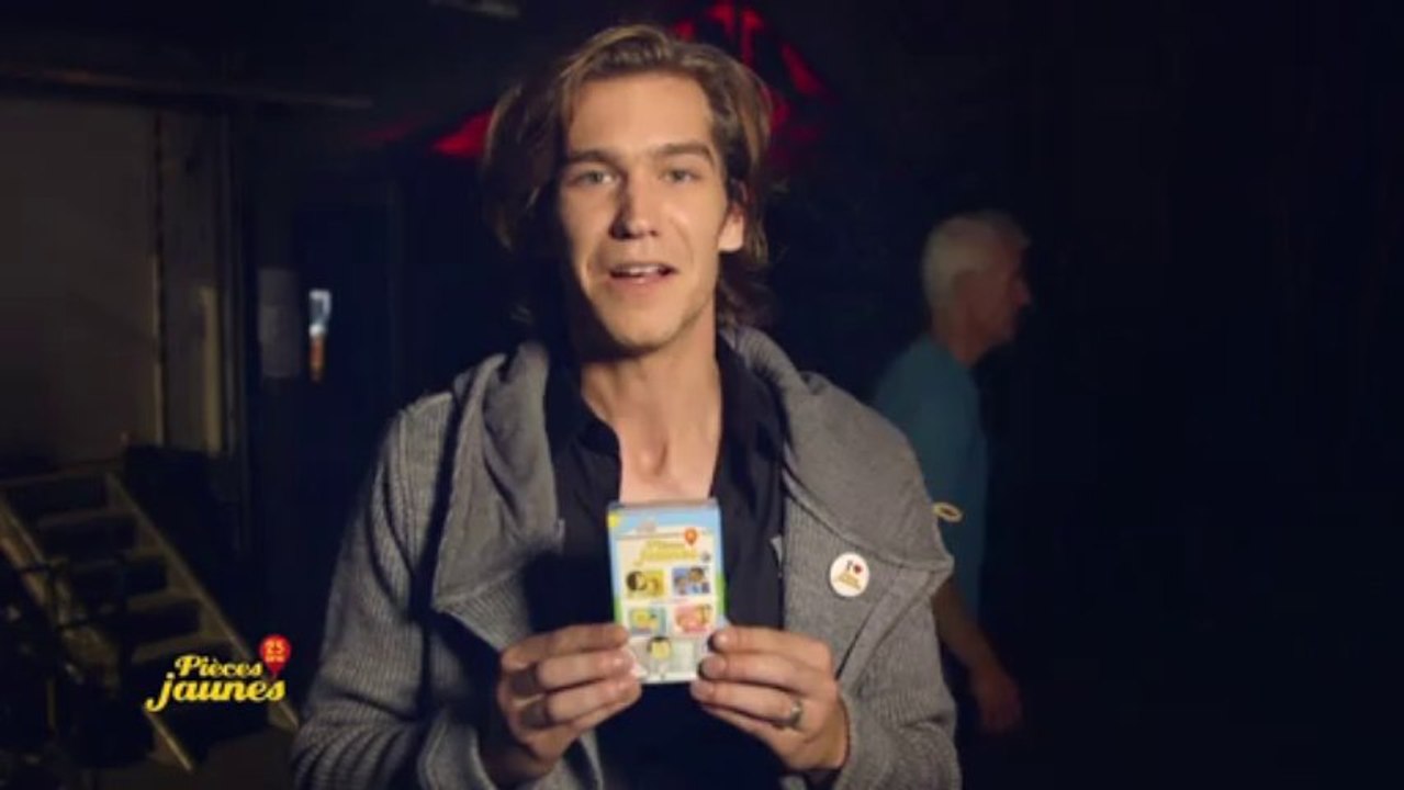 AMAURY VASSILY SOUTIENT LES PIECES JAUNES