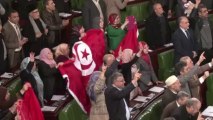 Tunisie: nouveau gouvernement et nouvelle Constitution