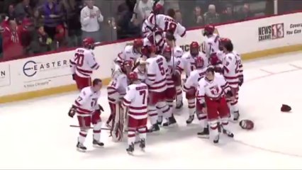 Bagarre générale entre les joueurs et entraîneurs de 2 équipes de Hockey! Mayors Cup