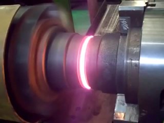 Friction de deux cylindres en métal