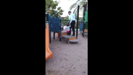 Toboggan avec papa...