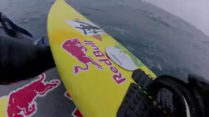 Surf en Antarctique avec Ramon Navarro