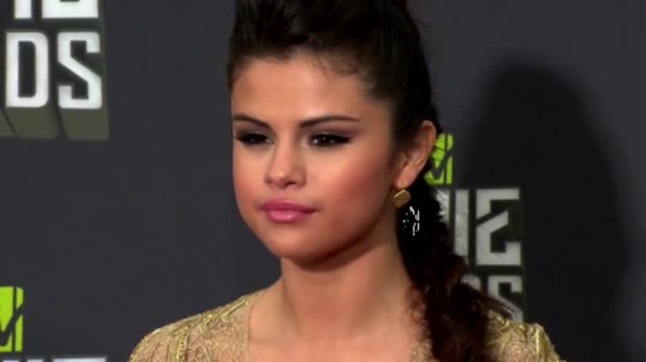 Alleged Trespasser Arrested Outside Selena Gomez's Home