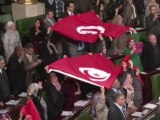 Tunisie: une nouvelle constitution et un nouveau gouvernement pour le pays - 27/01