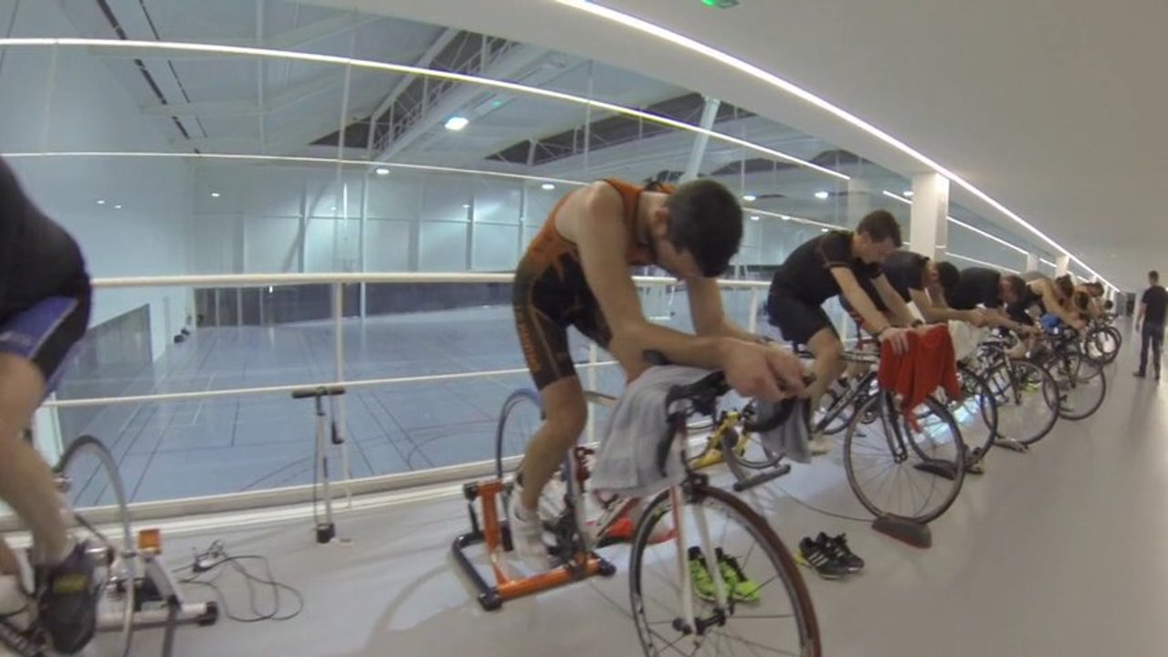 TCN - Séance d'entrainement au stadium Pierre Quinon