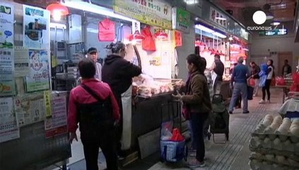 China prohíbe la importación de pollos para evitar que se extienda la gripe aviar