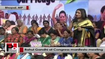 Rahul Gandhi in Bhopal listens to the views of women on Congress manifesto