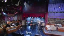 Arctic Monkeys - Do I Wanna Know? [Live on David Letterman]