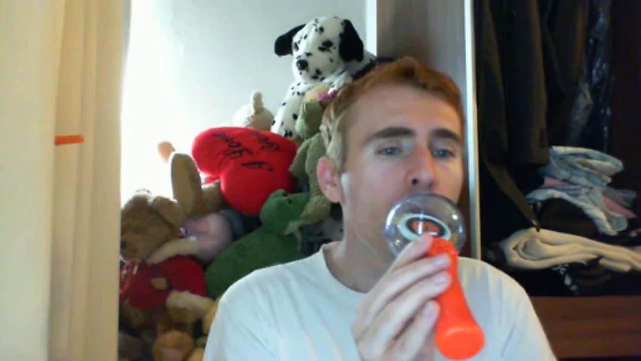 Wiwi égratigne "le temps qu'il nous reste" de Frank Michaël