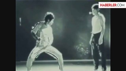 Bruce Lee'den Mınçıka ile Ping Pong Oynama Şovu