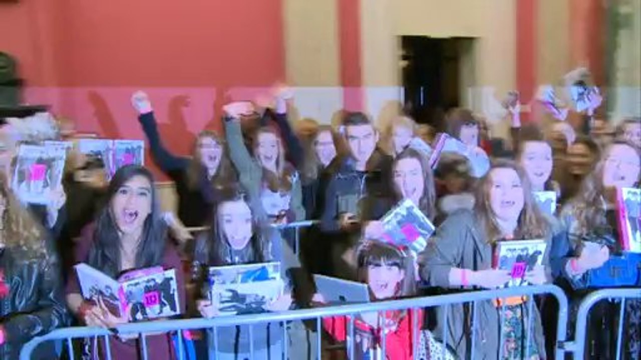 One Direction behind the scenes on Midnight Mem...