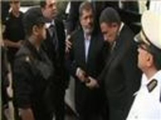 مرسي يمثل أمام القضاء مجددا