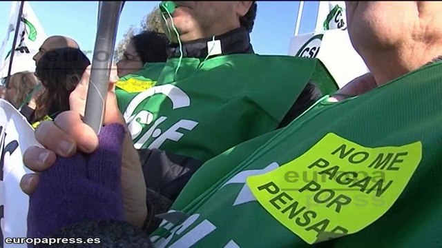 Funcionarios de prisiones protestan contra la privatización