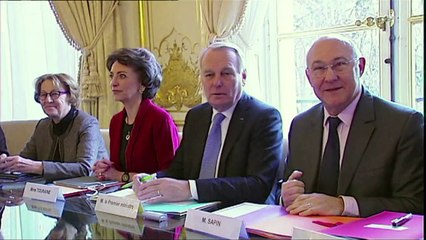 Courbe du chômage: pas d'inversion pour Hollande