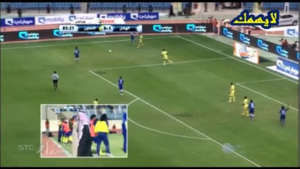 هوساوي (هجد) جماهير الهلال في الملعب واعلن استمرار ضغط المضغوط