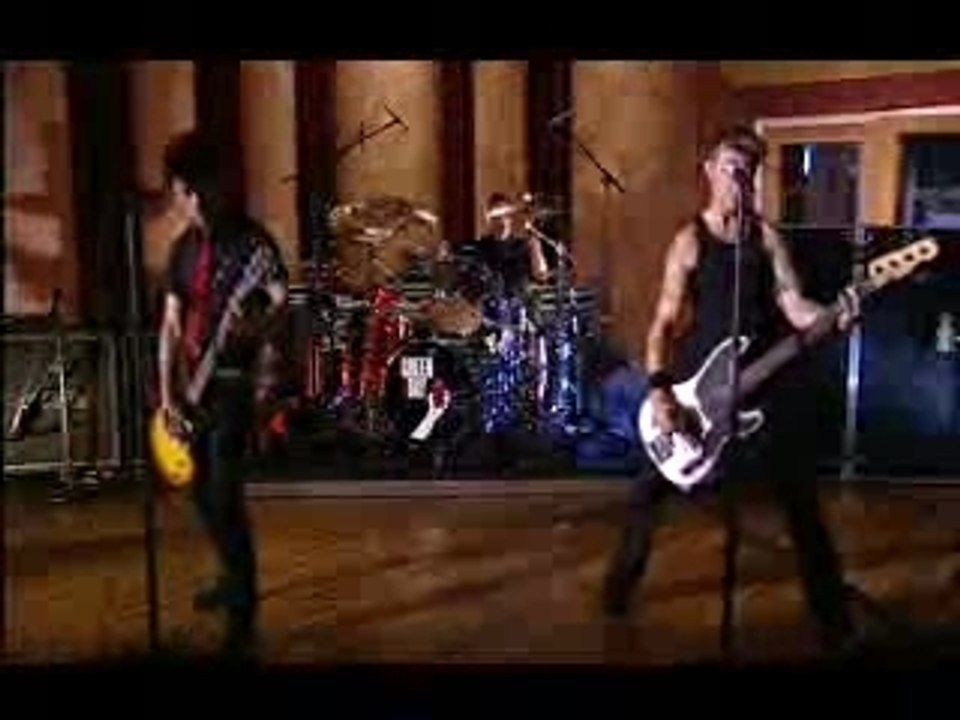 Green Day - Holyday (Live)