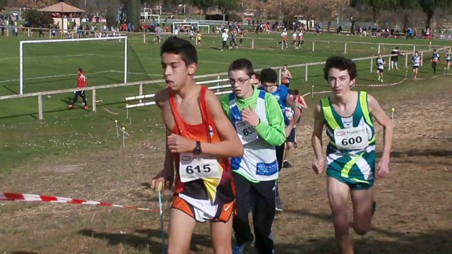 course minimes garçons aux régionaux de cross-country 2014