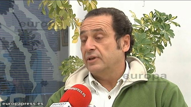 Padre pide recursos adaptados para su hijo autista