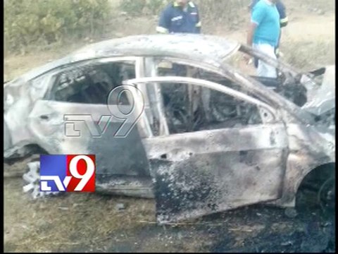 8 Dead as Volvo Bus hits diesel tanker, catches fire near Mumbai