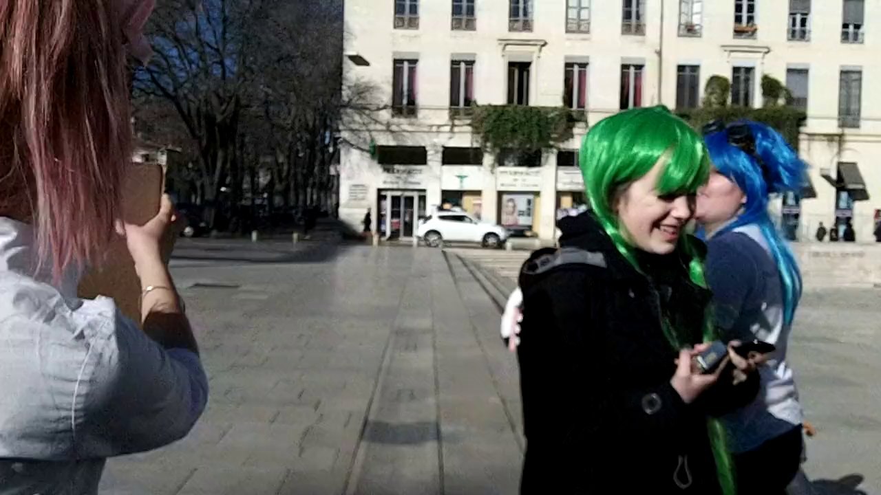 Free Hugs Janvier 2014