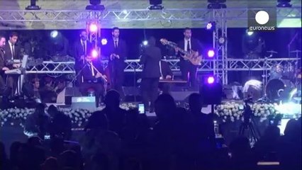 Medioriente: al-Fatah organizza un matrimonio per 800 coppie