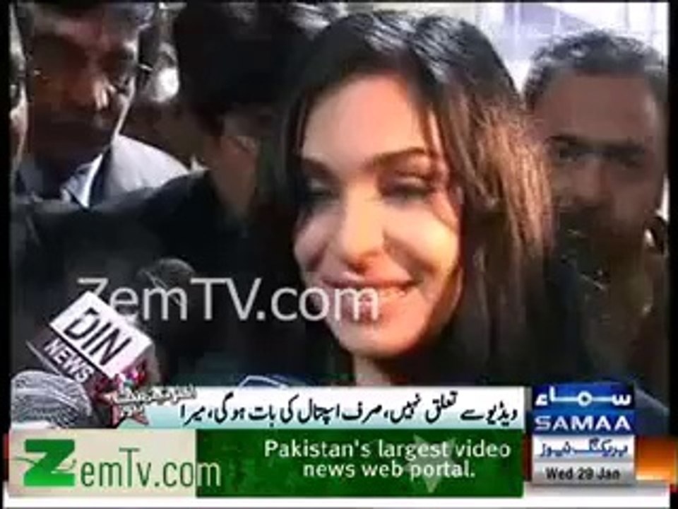 Meera Got Angry with Media when she was asked about Controversial Leaked Video