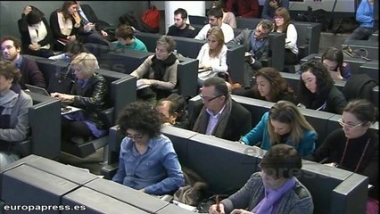 Cospedal niega una fractura en el PP