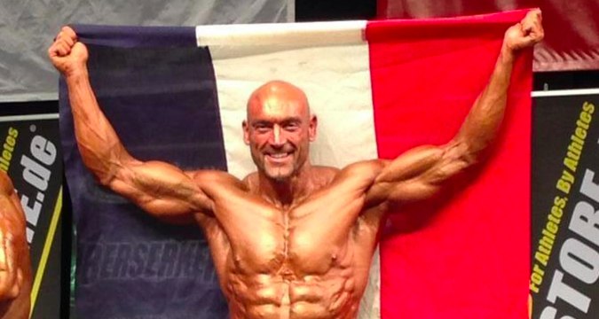 Alexandre Piel, alias Mister Univers, candidat aux Municipales 2014 - ZAPPING ACTU DU 29/01/2014