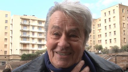 Alain DELON : "À 100% avec Jean-Claude GAUDIN"