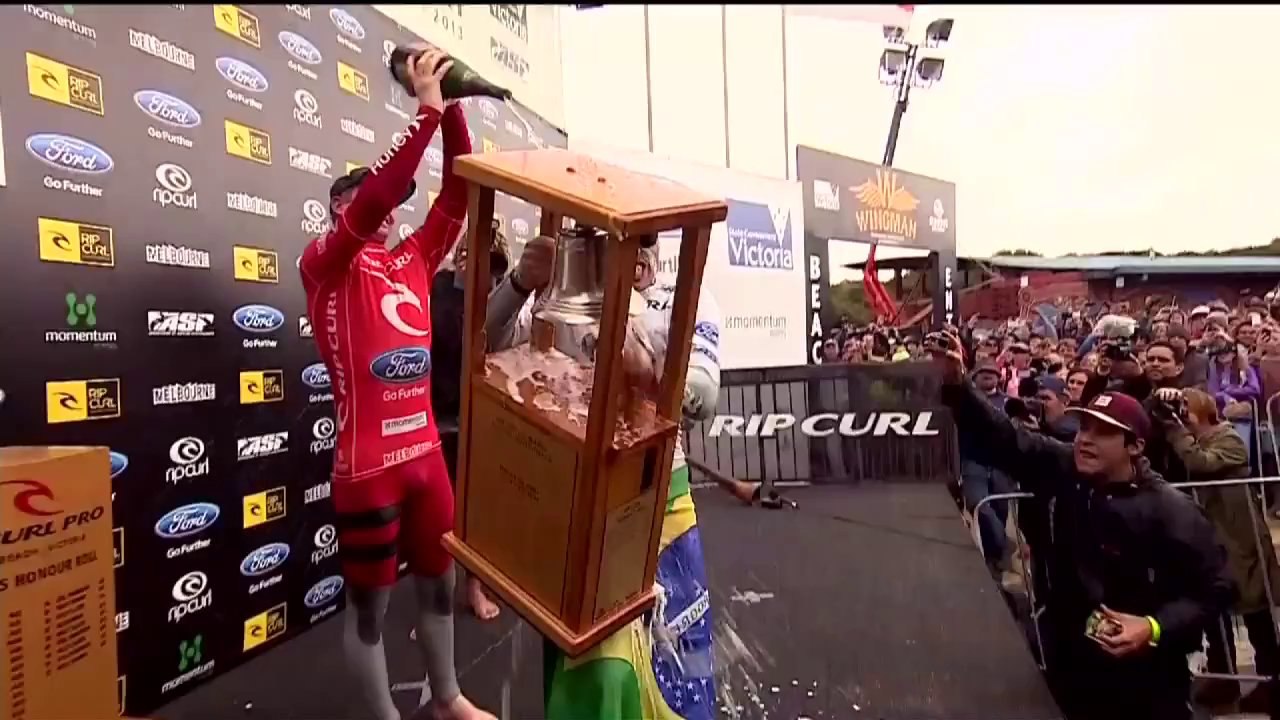 Adriano De Souza remporte le Rip Curl Pro Bells Beach 2013