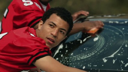 Kate Upton chargée de la promotion de la Mercedes CLA