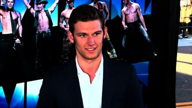 Alex Pettyfer Believes Men and Women Equally Sensitive