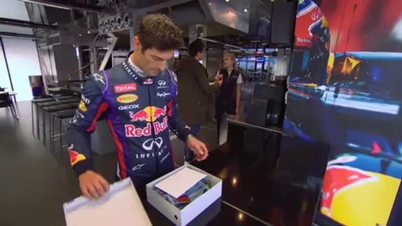 F1: Mark Webber wishes Pepe Jeans a happy 40th Anniversary