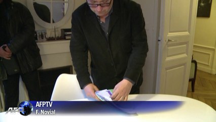 Un ex-kadhafiste dit avoir été torturé par des Français