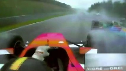 Il évite le crash in extremis