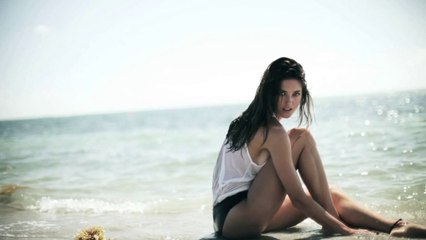 Nadejda Savcova au naturel dans son jardin