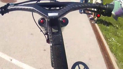 Le vélo Audi E-Bike à l'essai par Julien Dupont