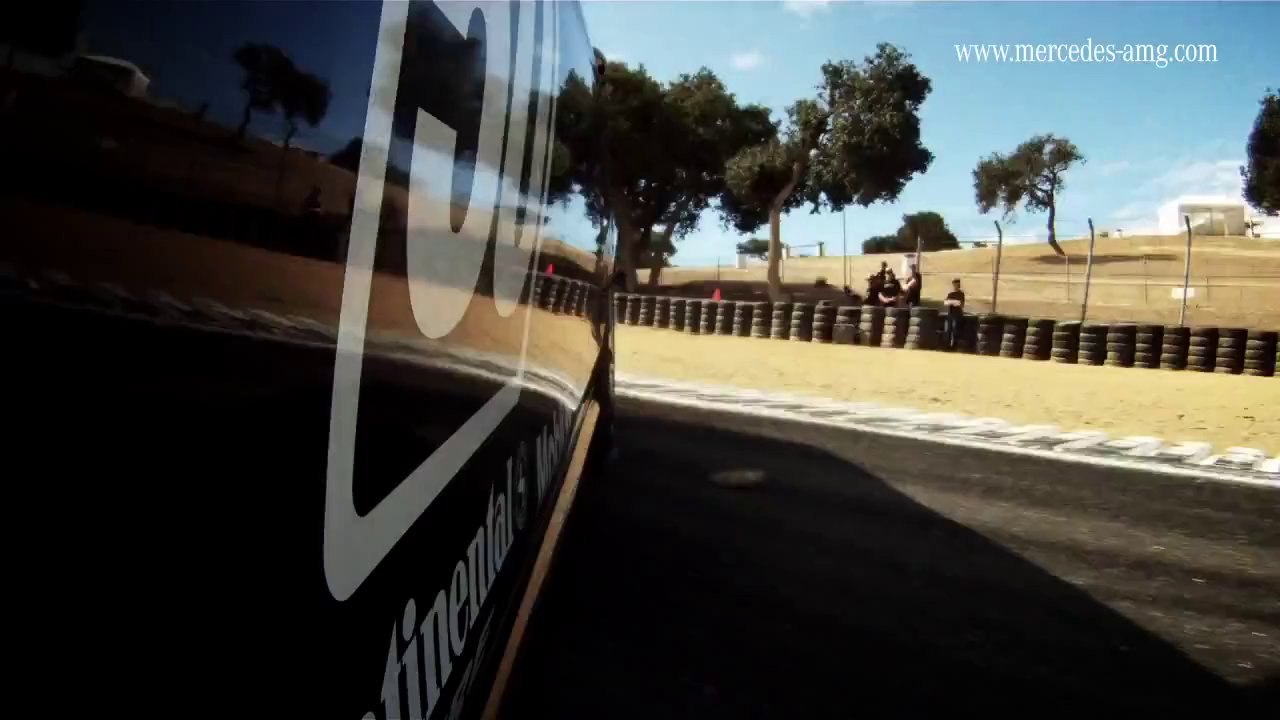 Mercedes remercie ses fans Facebook