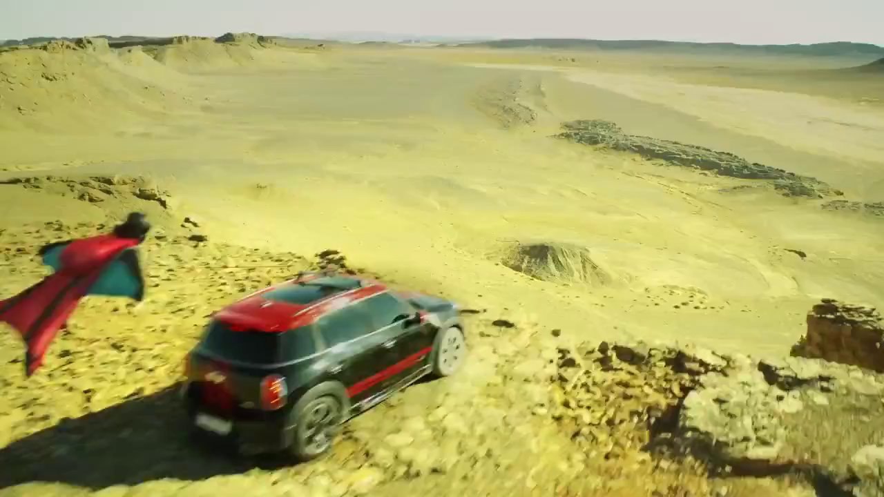 L'homme volant à l'assaut du Mini Countryman JCW