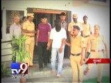 Father held for raping his minor daughter, Mumbai - Tv9 Gujarati