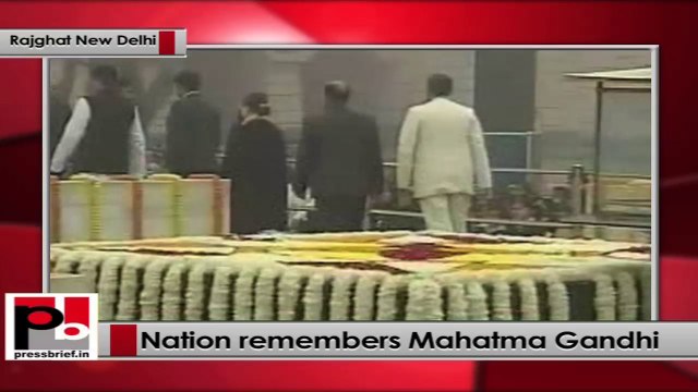 Sonia Gandhi pays homage to Mahatma Gandhi on 66th death anniversary