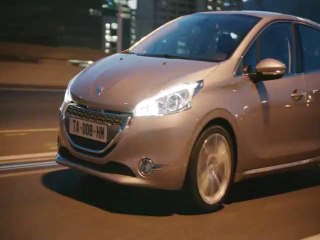 Nouvelle Peugeot 208 - roulants et intérieurs