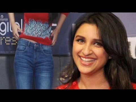 OMG - Parineeti Chopra Adjusting Her Jeans In Public